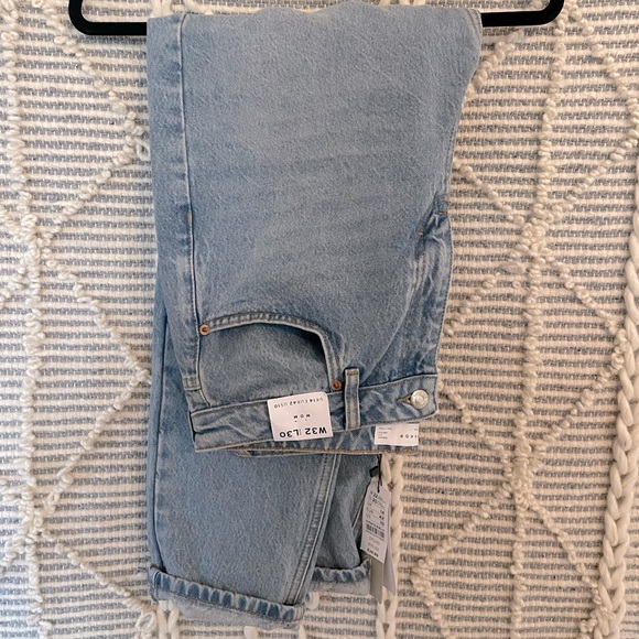 SOLD | BNWT Topshop Mom size 32w30l - Picture 2 of 3